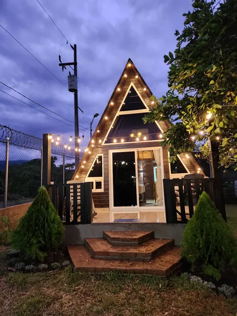 Cabaña Alpina y Restaurante La Fogata