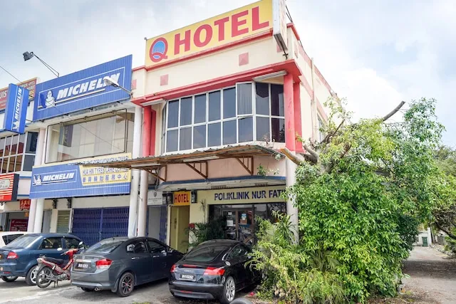 OYO 1094 Q One Hotel Dengkil