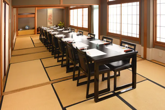 Kairaku-tei, Japanese cuisine