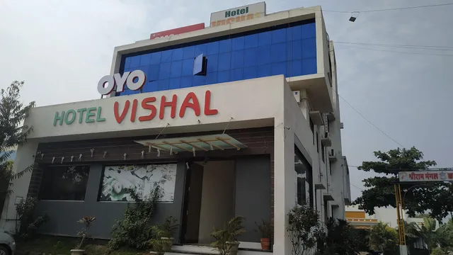 OYO 47061 Hotel Vishal Restaurant