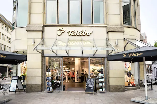 Tchibo shop with coffee bar