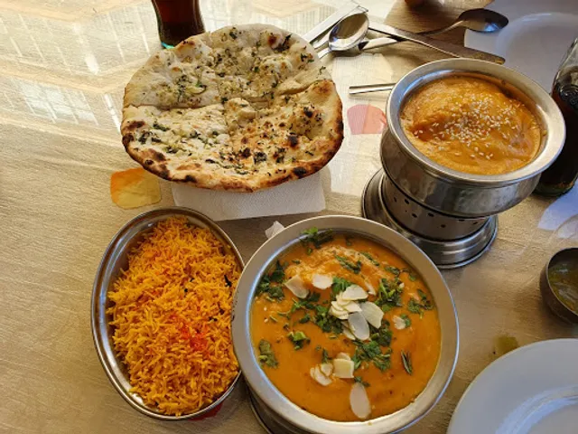 INDIAN CURRY ORIGINAL INDIAN RESTAURANT BAR