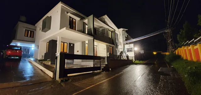 Albisville-hilltop mansions