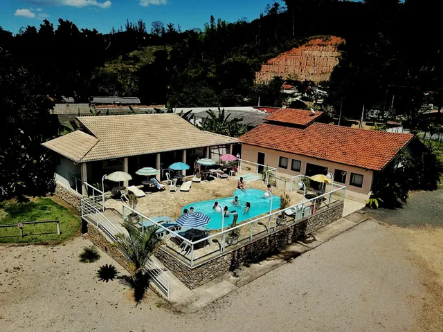 Chalés Encantos da Serra / Pousada