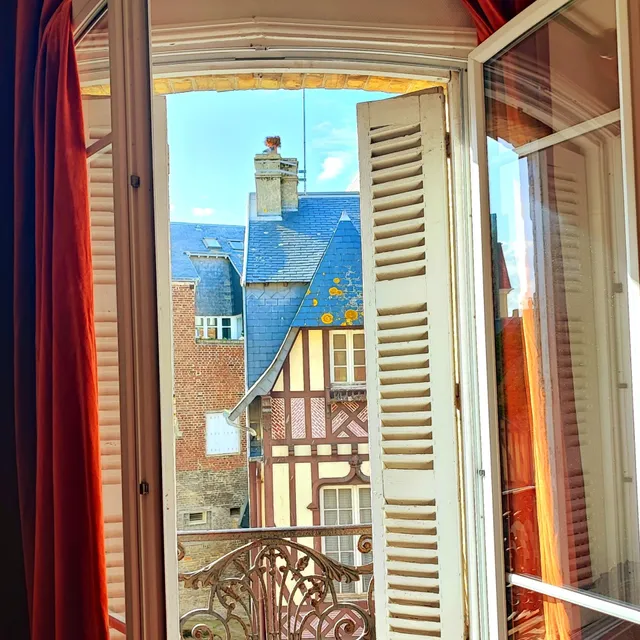 Melle Rose à Trouville