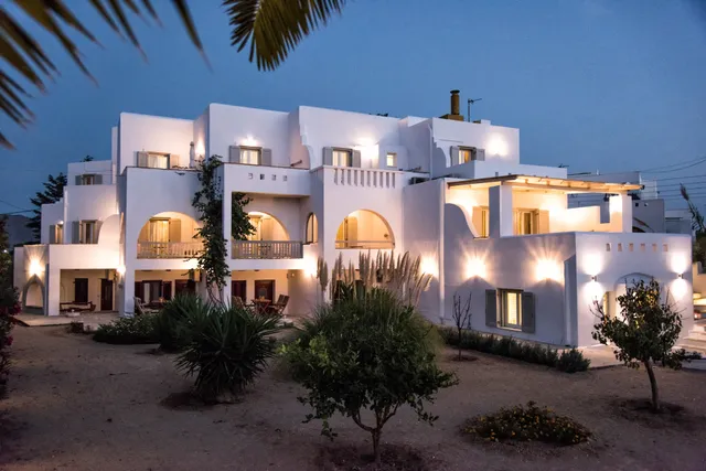 Villa Naxia Studios & Apartments