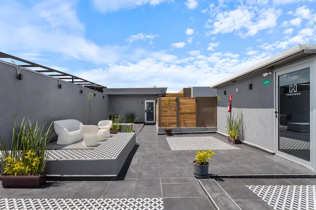 Universidad By HomiRent