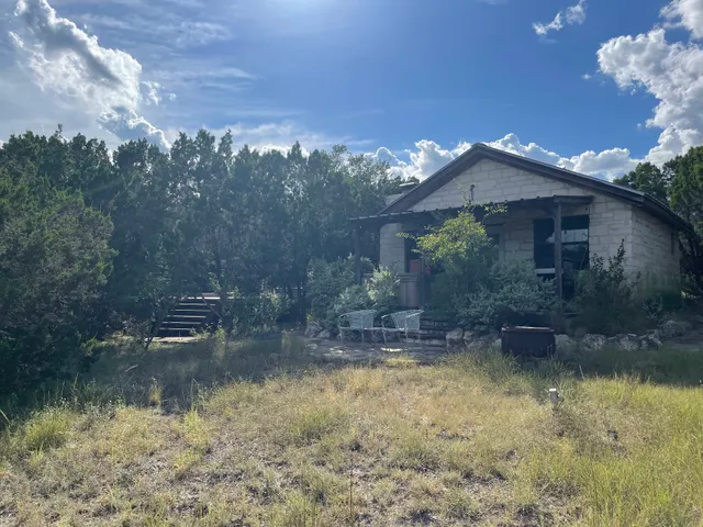 The Little Bird - Birdsong Cabins