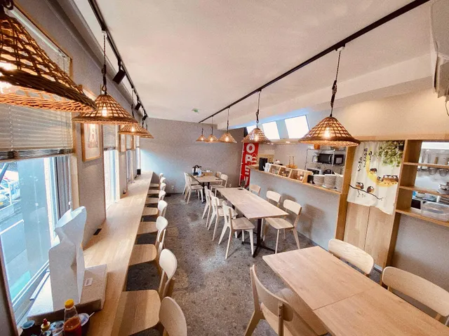 マコトバインミー