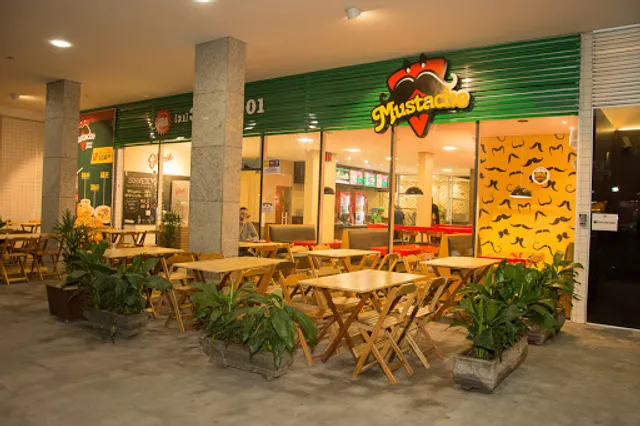 Mustache Pizzaria no Lourdes