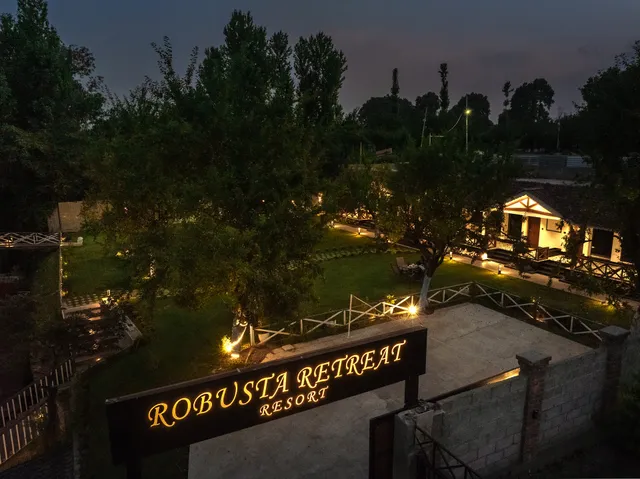 Robusta Retreat (the lake side Resort)