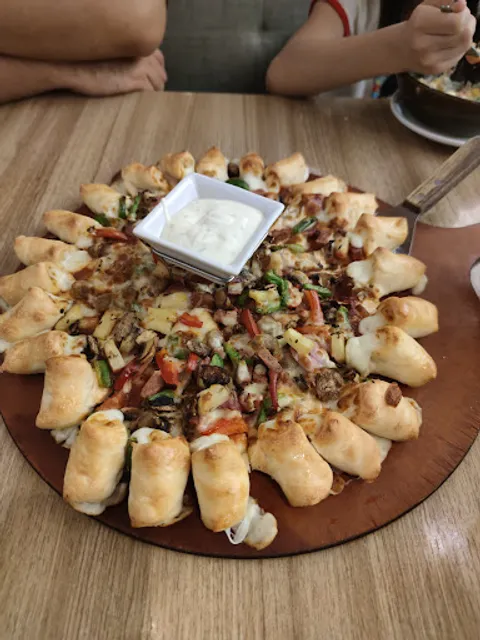 Pizza Hut Ristorante - Supermall Pakuwon Indah