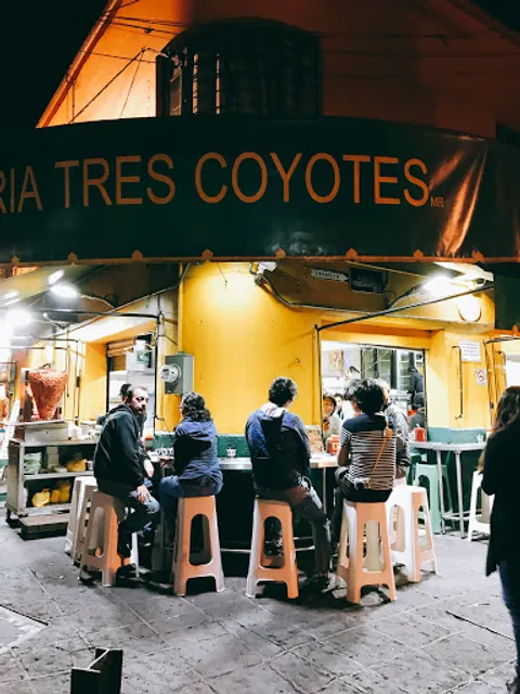 Taquería Tres Coyotes