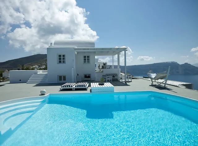 Mythique Villas and Suites