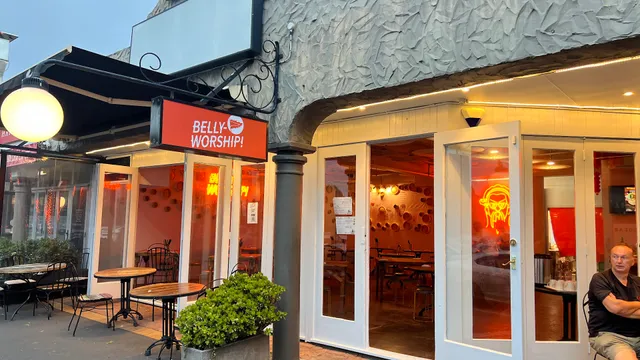 Belly-Worship Mission Bay