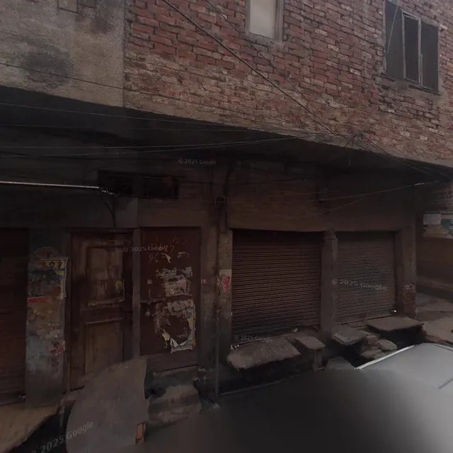 OYO Flagship 28364 Triple Sss