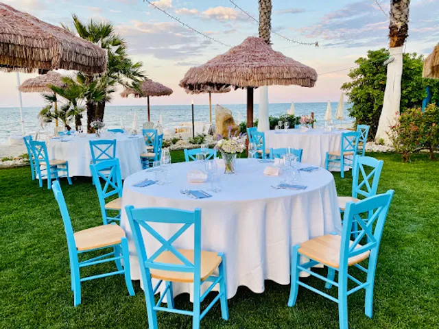 CIAMBI beach restaurant drink CABANA PARK