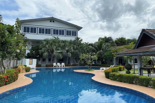 บ้านสนวนรีสอร์ท