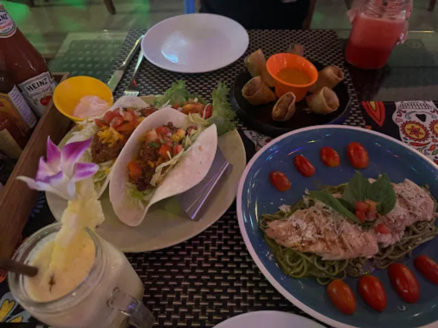 Crazy Gringo's Tex Mex FUN-Dining