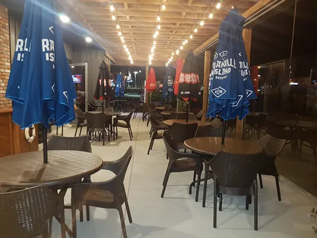 Hideaway Public House