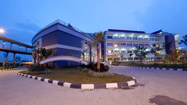 Sutan Raja Hotel and Convention Centre Soreang