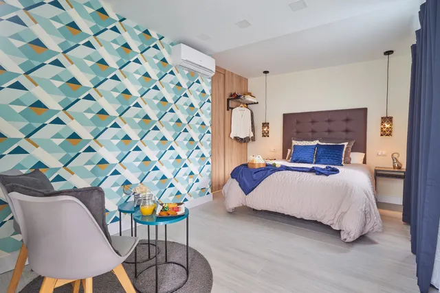 Apartamentos La Macarena Airport