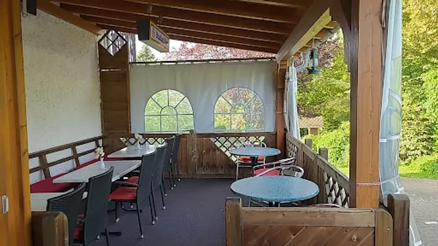 Gaststätte und Pension "Zur schönen Aussicht"