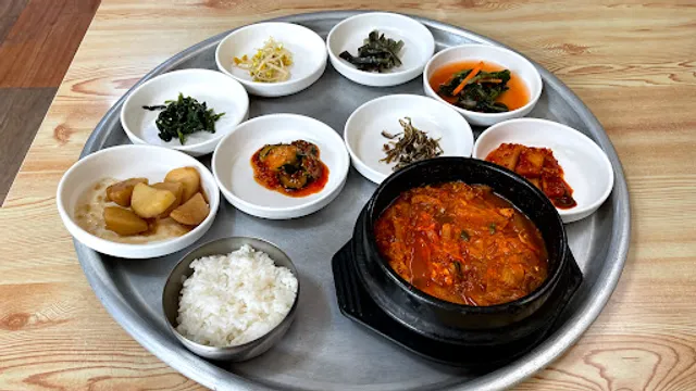 토담식당
