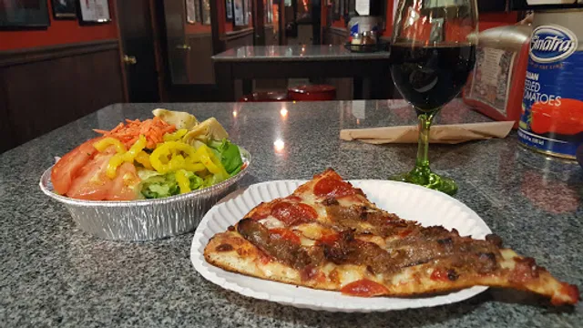 Solorzano’s Pizzeria Gulf Gate / Siesta Key