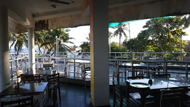 Sea Gulls Bar & Restaurant