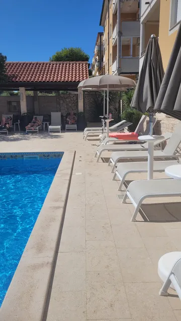 Apartments Flora - Premantura