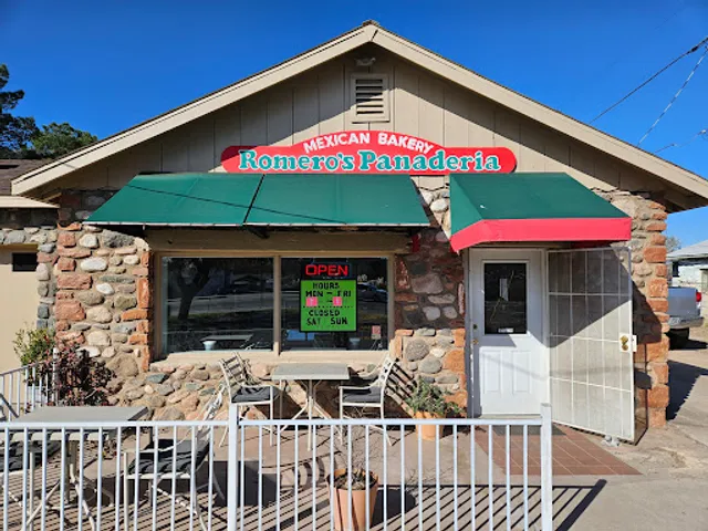 Romero's Panaderia