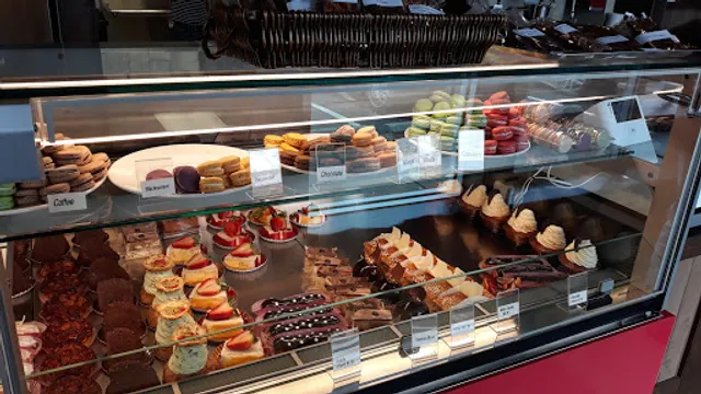 Cannelle Patisserie