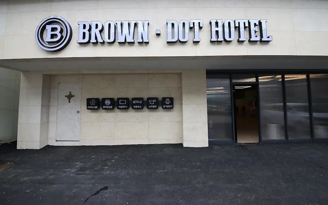 Brown Dot Hotel Sinan