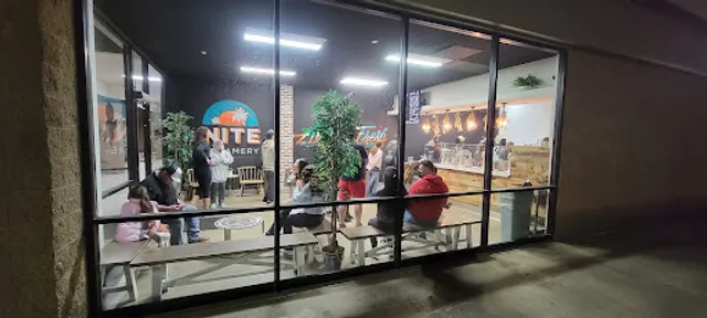 Nite Creamery