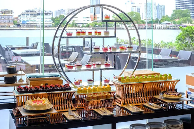 The Terrace@72 Buffet Ramada