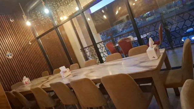 مطاعم سمك العليا