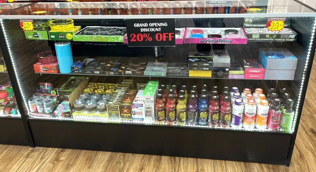 Smoke Junction (Vape, Smoke Shop, Water pipe, Peanuts, Grinders, Hookah, Puff Bar, E-Juice, Accessories, E-cig, Tobacco)