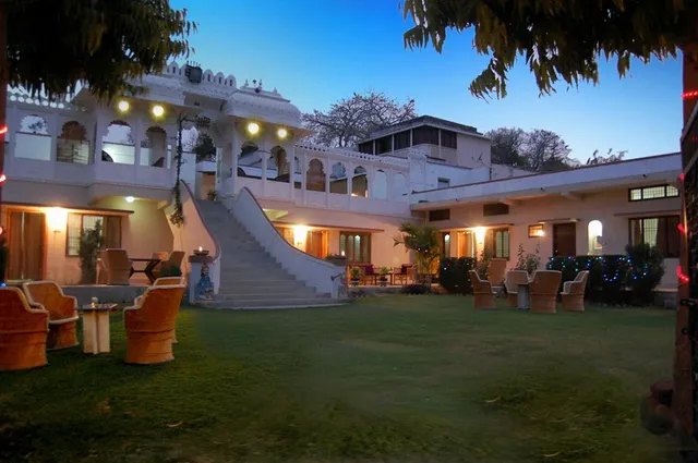 Rawla Jolpur Retreat vill-jolpur, via-revdar, Dist-sirohi, Raj