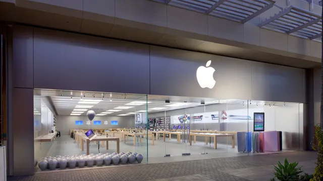 Apple Fashion Valley