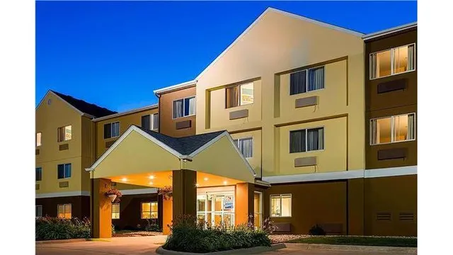 Wingate by Wyndham Oshkosh