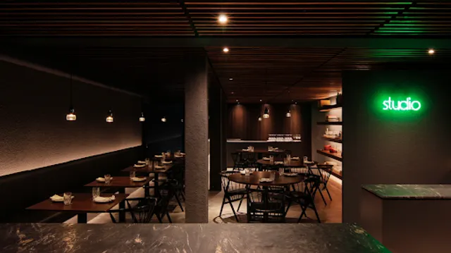 Studio Restaurant