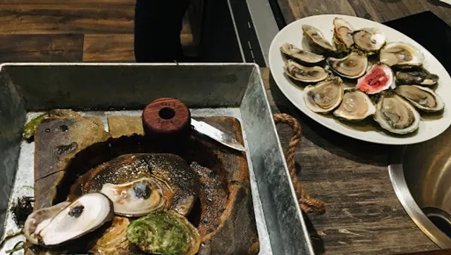 Valley Pearl Oysters