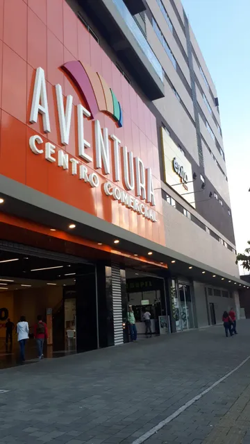Centro Comercial Aventura