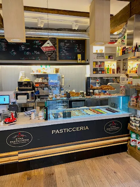 Konditorei Etna Bar Liestal- Pasticceria e Tavola Calda