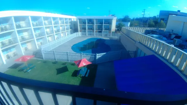 Monroeville Plaza Hotel