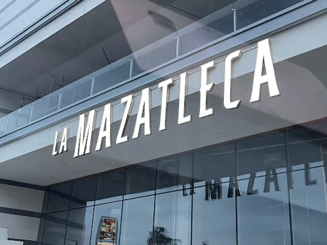 LA MAZATLECA