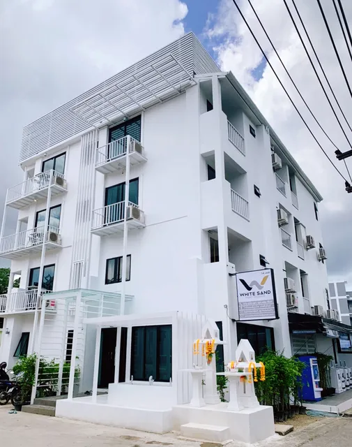 ไวท์แซนด์ภูเก็ต เรสสิเดนส์ (White Sand Phuket Residence)