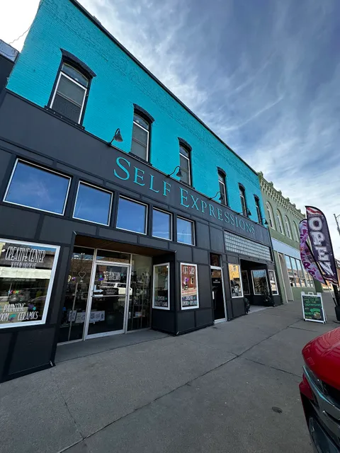 Self Expressions Gallery