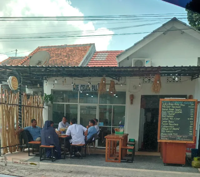 Mie Celor Palapa Baru